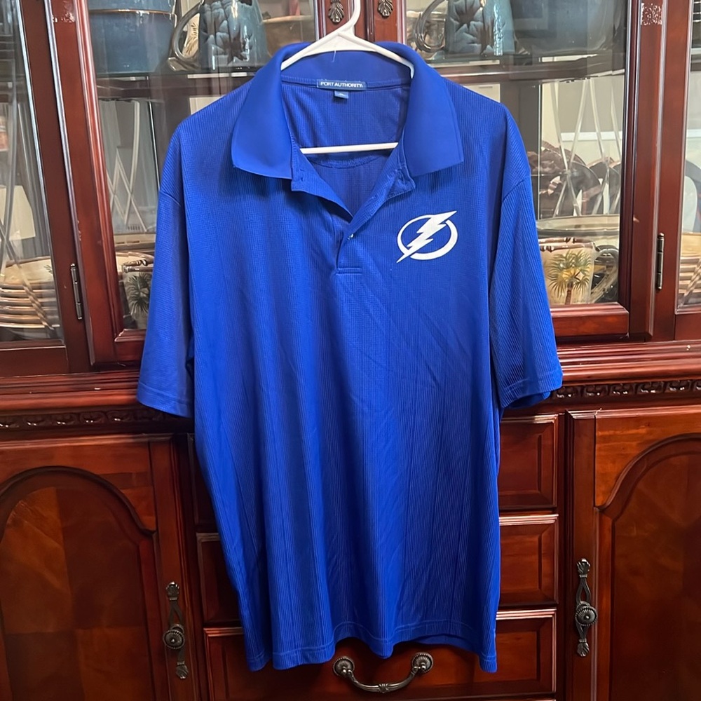 Men’s size XL port Authority Tampa Bay Lightning polo